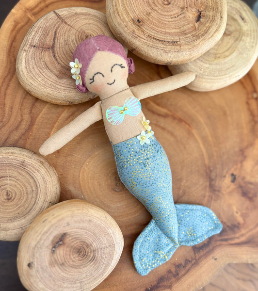 Mini mermaid doll